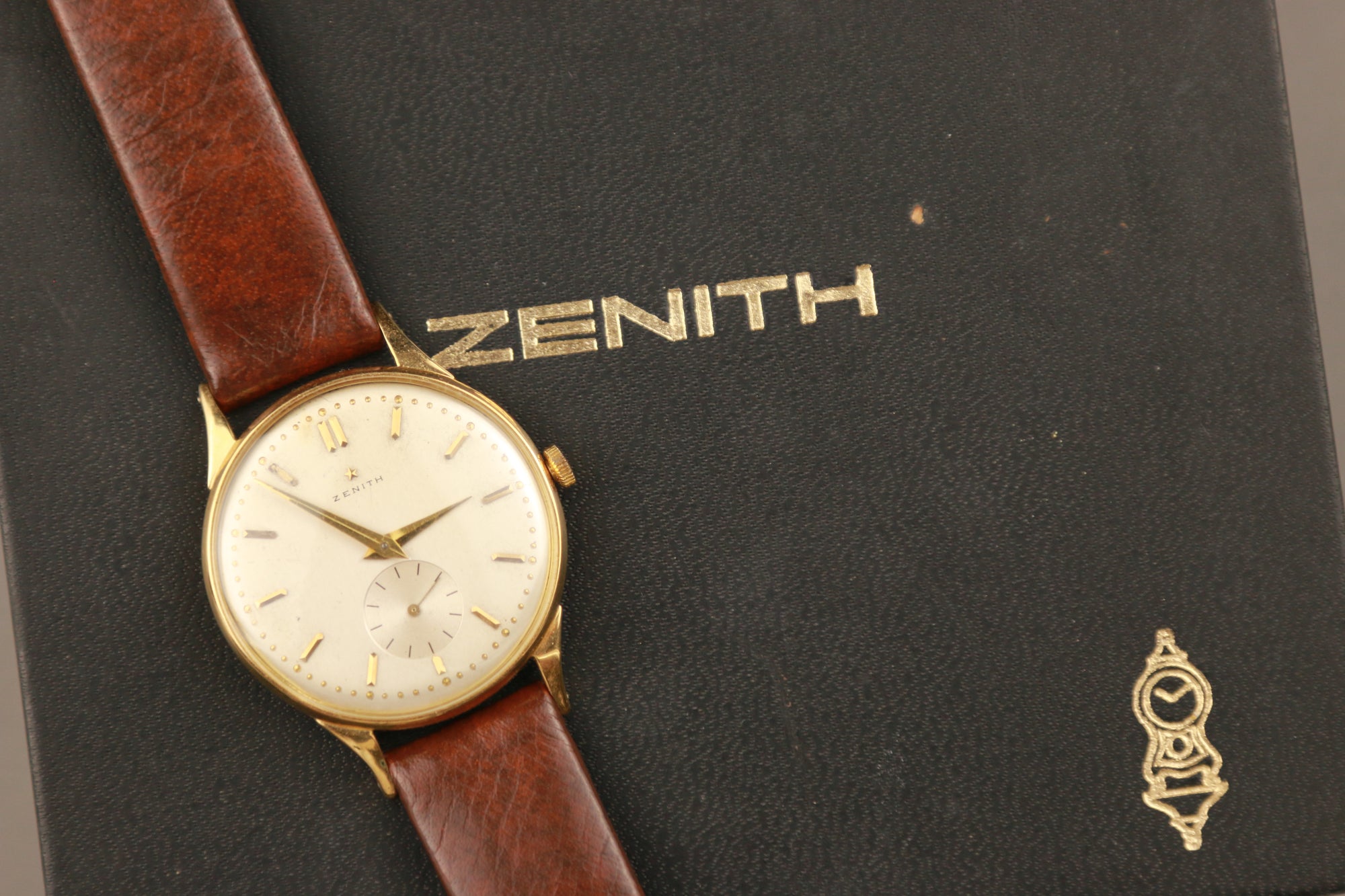 Zenith “Calatrava” 18k Gold + Original Box