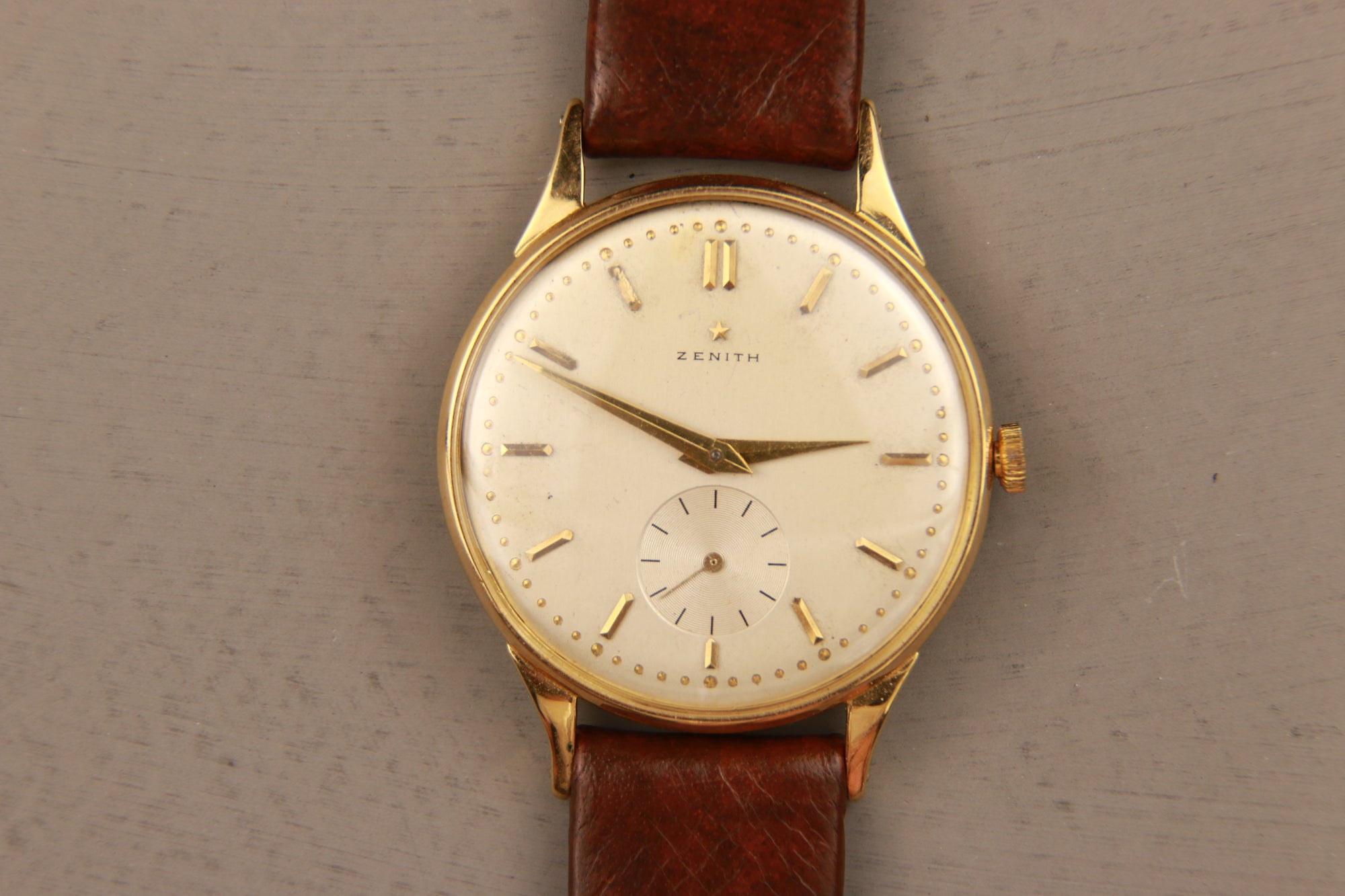 Zenith “Calatrava” 18k Gold + Original Box