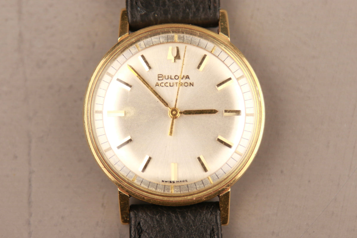 Vintage Bulova Accutron 18K Gold case