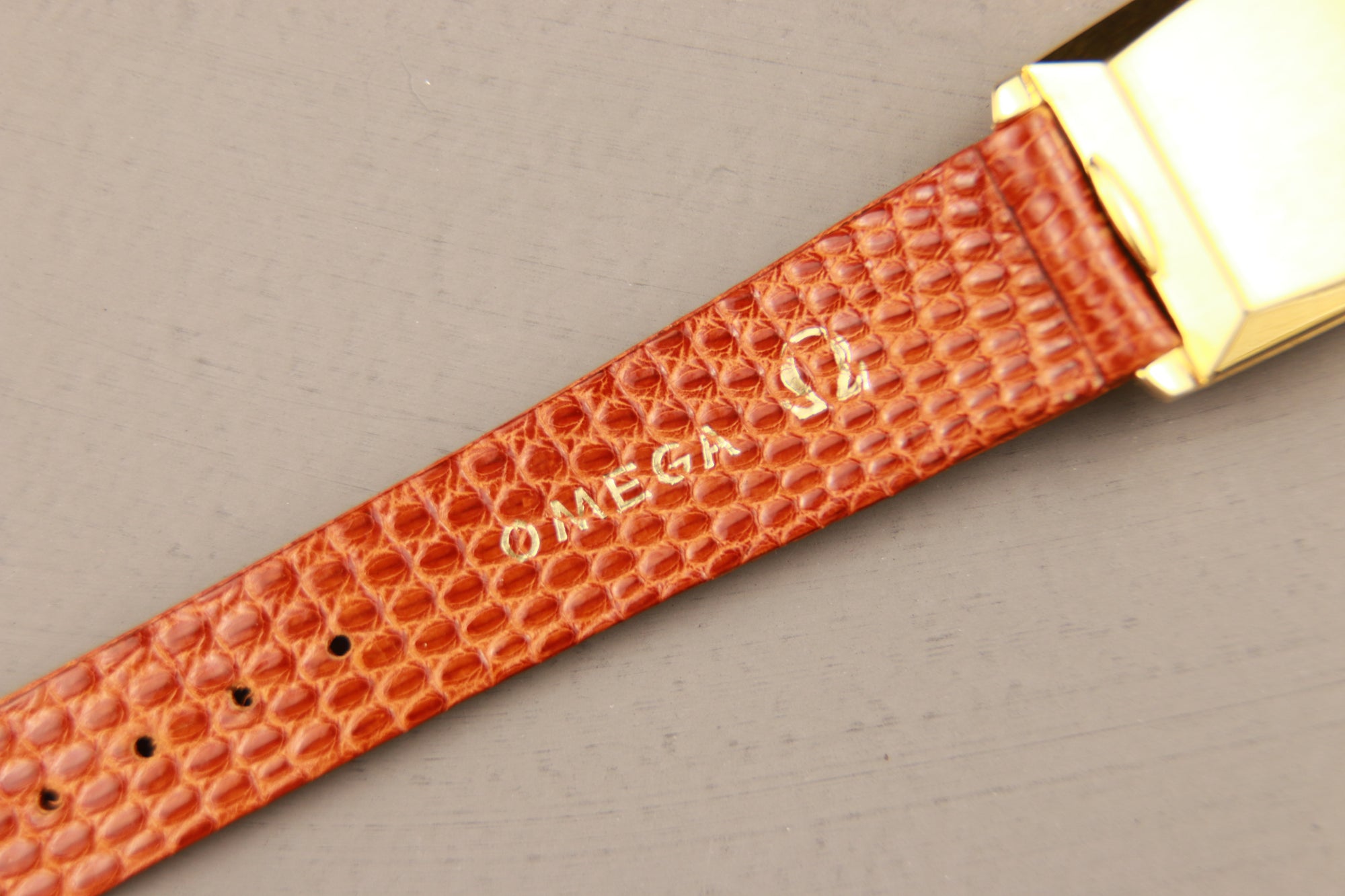 Omega De Ville - 18k Gold jumbo Tank