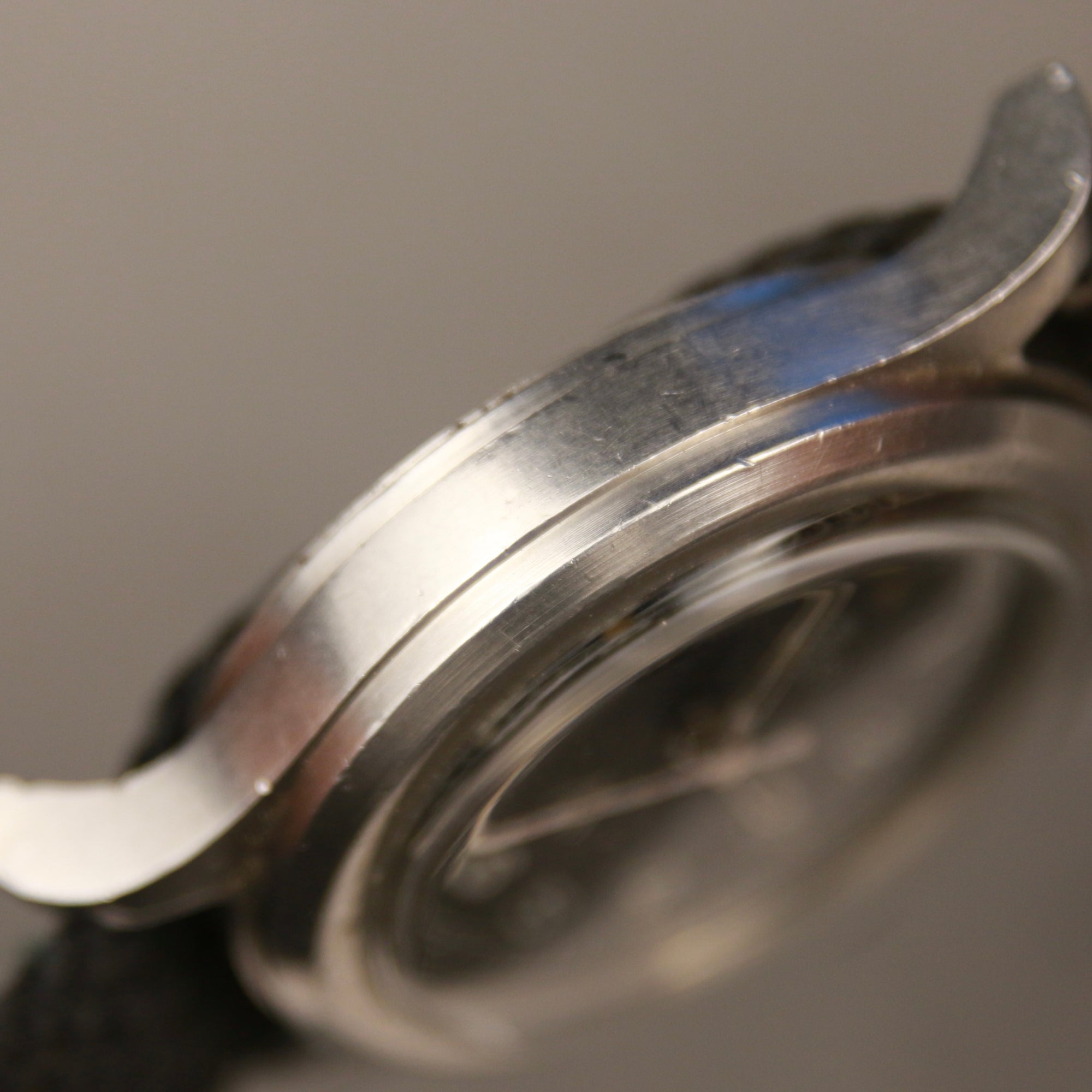 Smiths De Luxe Australian Military Issue